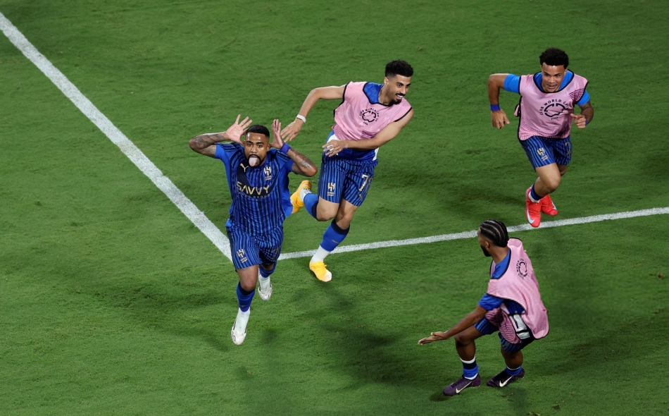 易游体育 -曼城德布劳内的伤病情况