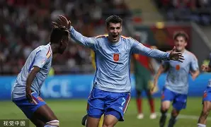 从AC米兰围绕欧联回应争议到罗马窗口期调整名单，多特蒙德再遭质疑备战意甲 